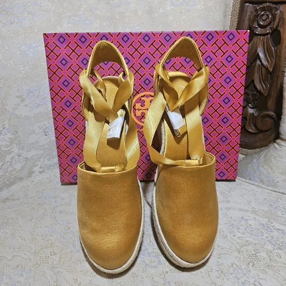 Tory Burch Elisa Satin Espadrilles - Picture 6 of 7